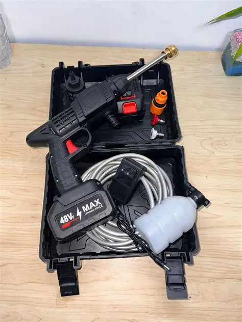 HIDROLAVADORA 2 BATERÍAS 48 W X 48 W L